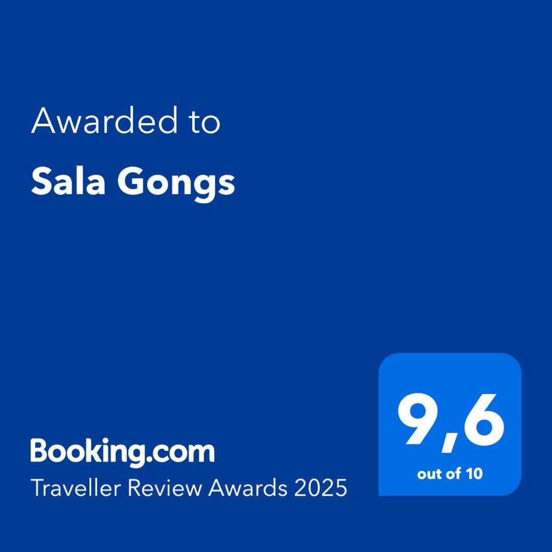 Sala Gongs